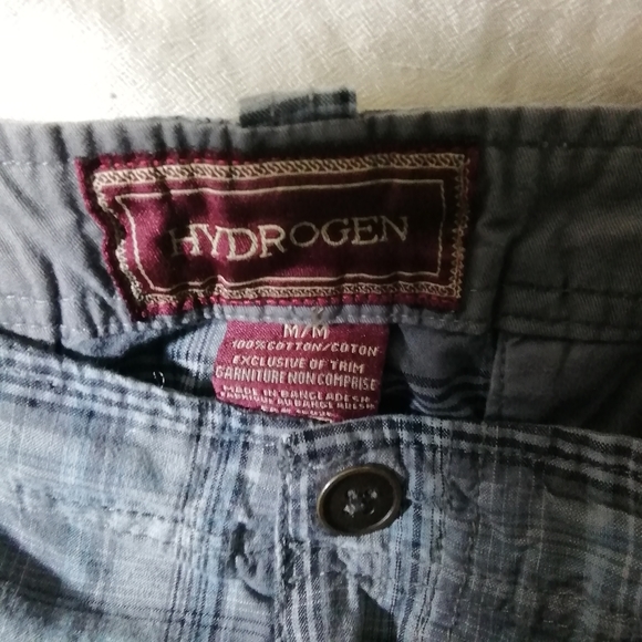 Hydrogen cargo shorts size M - Picture 2 of 4